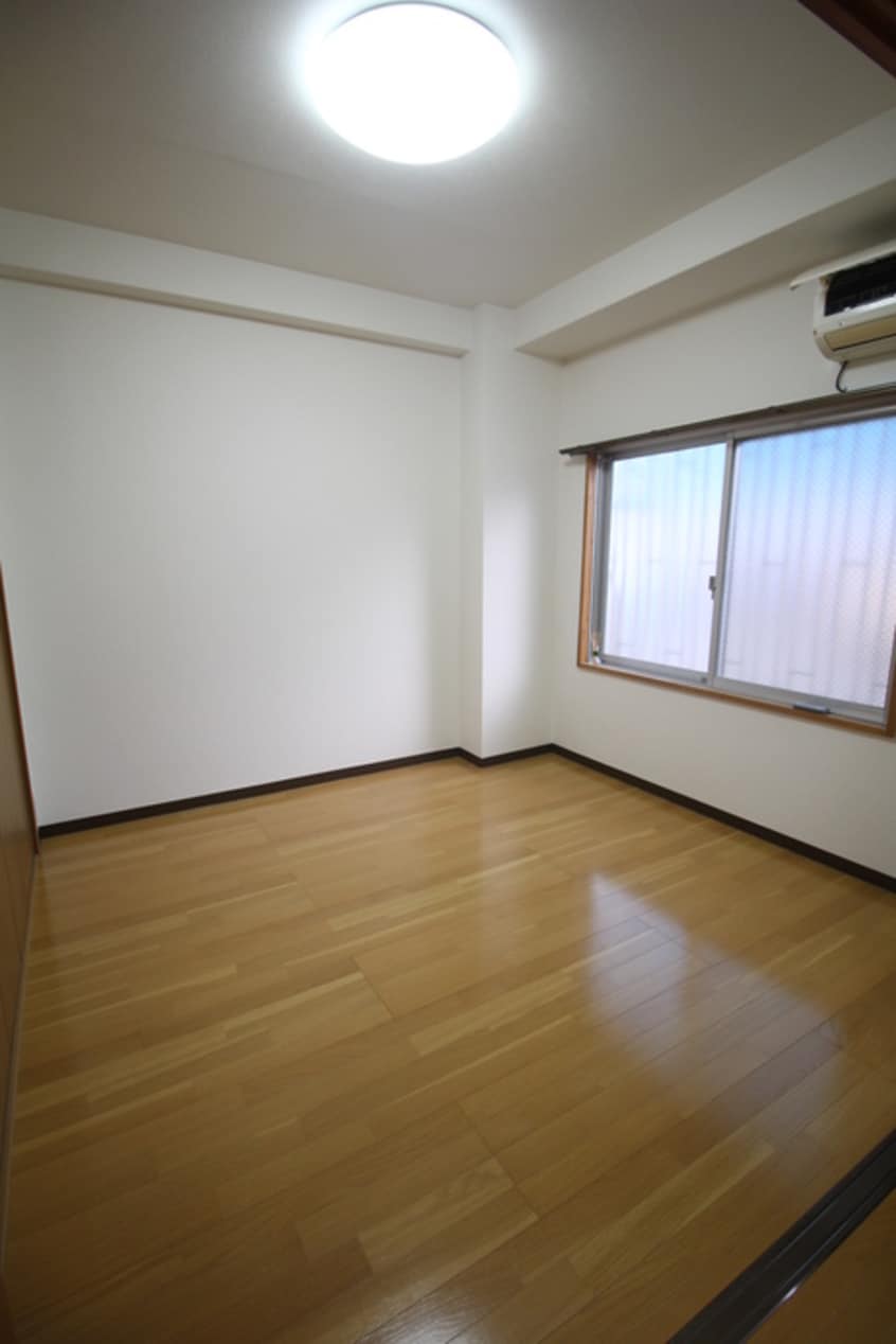 居室 アカツキマンション