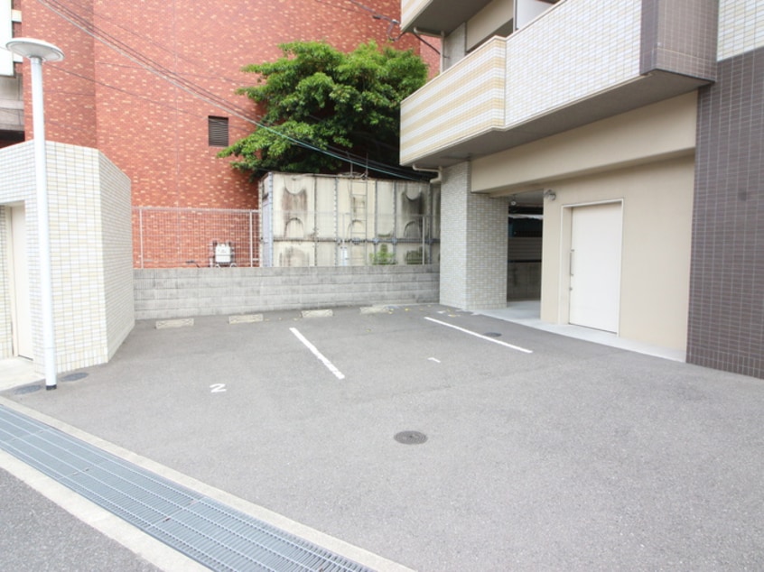 駐車場 シェルズ高槻