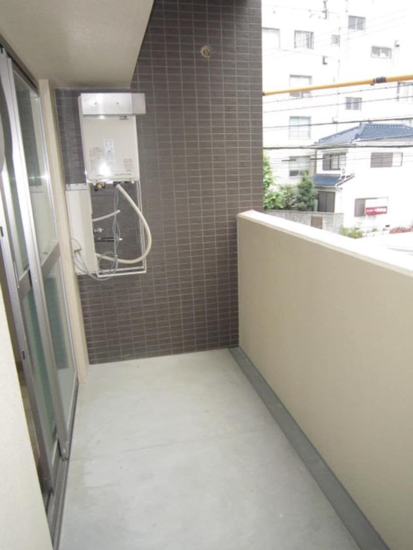 ベランダ・バルコニー シェルズ高槻