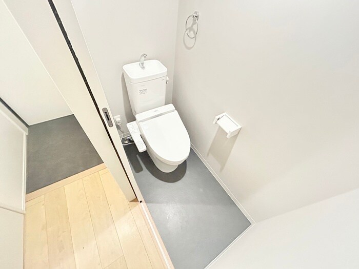 トイレ レオス四条西院