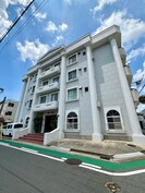 シャトーニシムラの外観