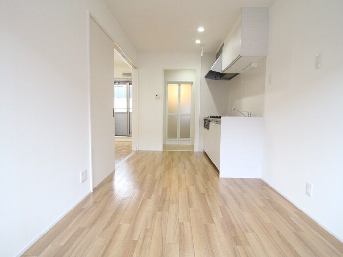 居室 アドニスコート堺