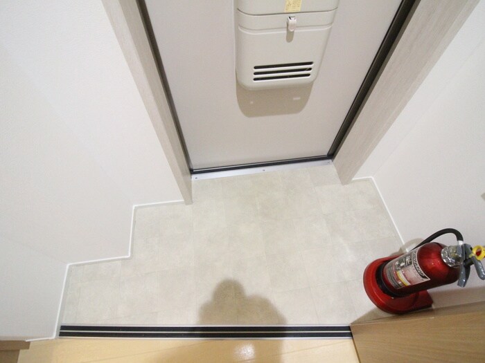 玄関 アドニスコート堺