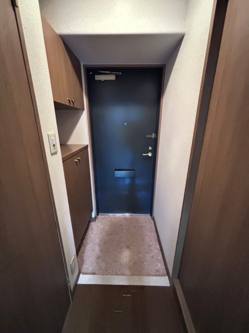 玄関 アリスタ四条西洞院(801)