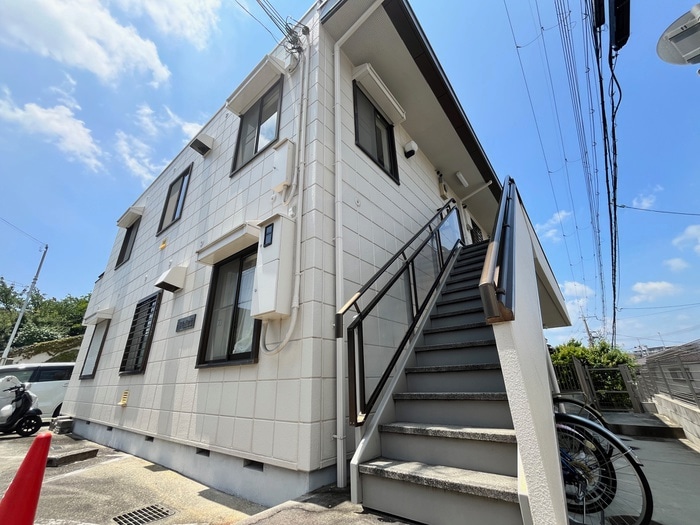 エントランス部分 ドエル旭丘