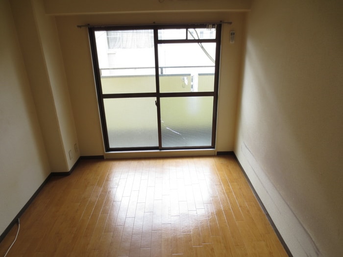 居室 エルベコート針中野