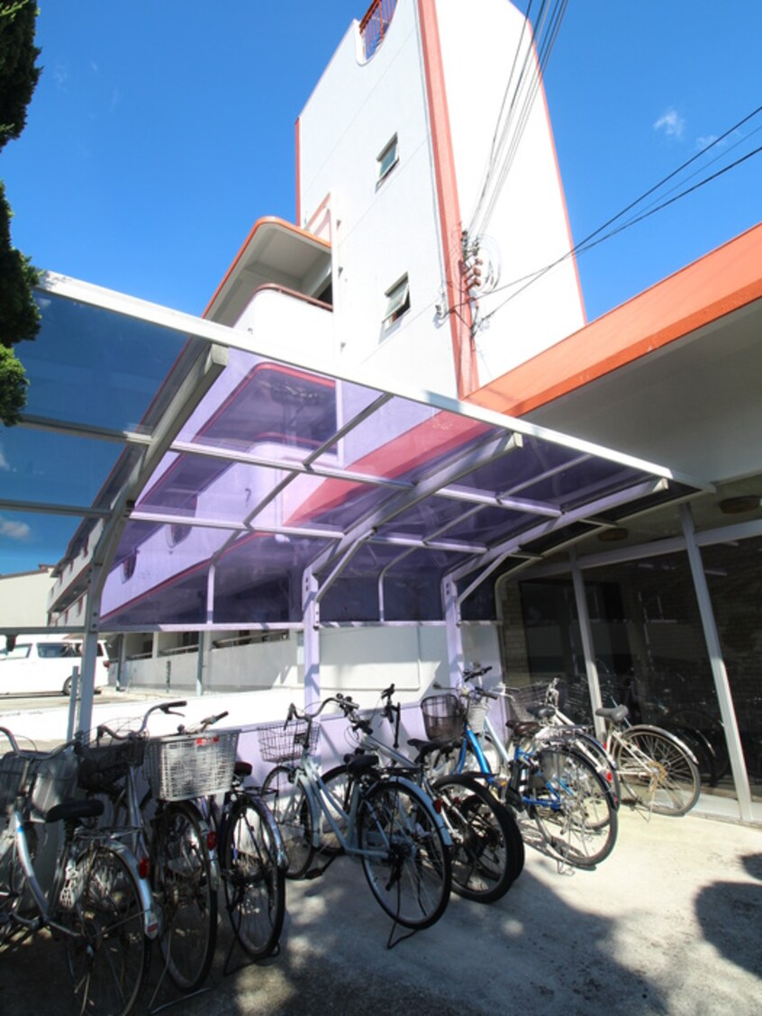 駐輪場 ハイツ幸和