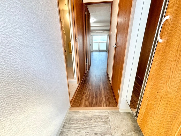 玄関 FREEDOM　residence堺大小路