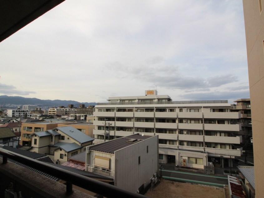 室内からの展望 コンフォール甲子園口