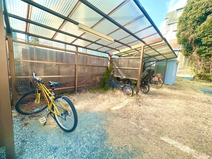 駐輪場 ﾘﾌﾞ大谷