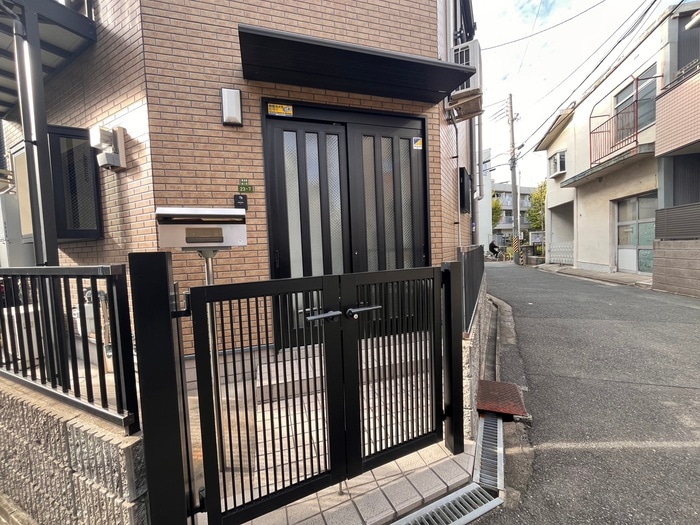 エントランス部分 東淡路4丁目戸建