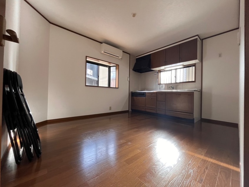 居室 東淡路4丁目戸建