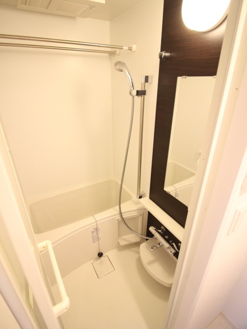 バス／シャワールーム等 ｴｽﾃﾑｺｰﾄ新大阪ⅩⅢﾆｽﾀ(813)