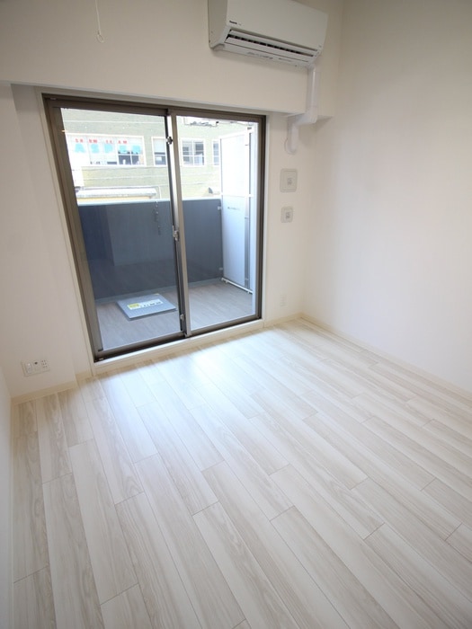 居室 ｴｽﾃﾑｺｰﾄ新大阪ⅩⅢﾆｽﾀ(813)