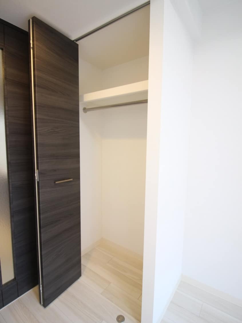 洗面 ｴｽﾃﾑｺｰﾄ新大阪ⅩⅢﾆｽﾀ(813)