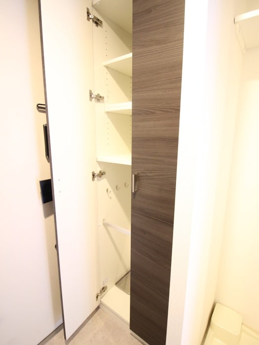 靴箱 ｴｽﾃﾑｺｰﾄ新大阪ⅩⅢﾆｽﾀ(813)