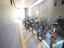 駐輪場 コスモリード京都今出川