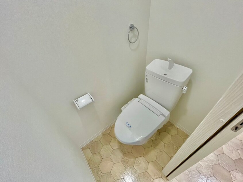 トイレ Ｌａ　ｍｅｒ諏訪森