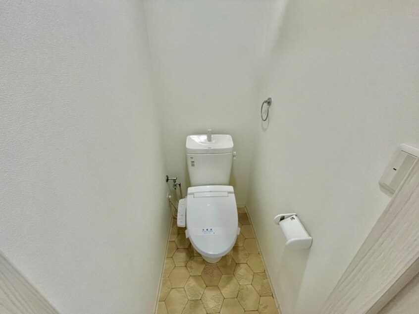 トイレ Ｌａ　ｍｅｒ諏訪森
