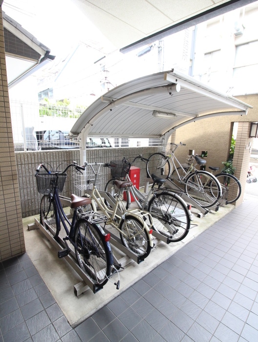 駐輪場 ＮＥＸＵＳ伊香
