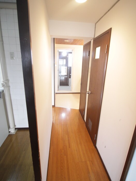 廊下 カイデハイツ