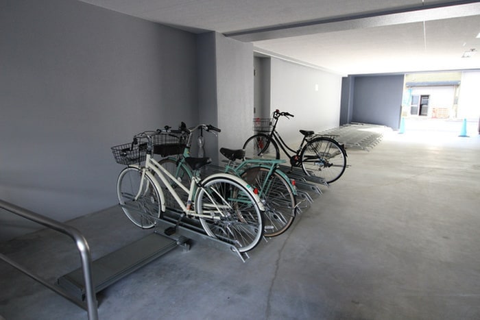 駐輪場 ｴｽﾃﾑｺｰﾄ新大阪ⅩⅢﾆｽﾀ(806)