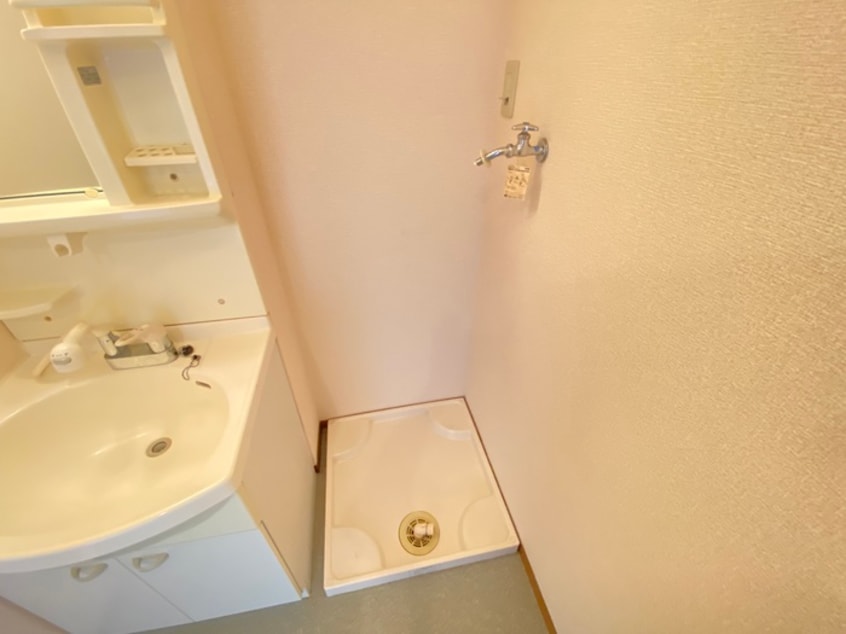 洗濯機置場 グランシャンブル