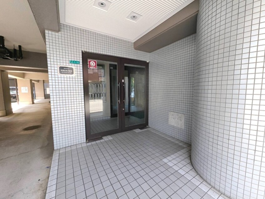 エントランス部分 港スカイハイツ