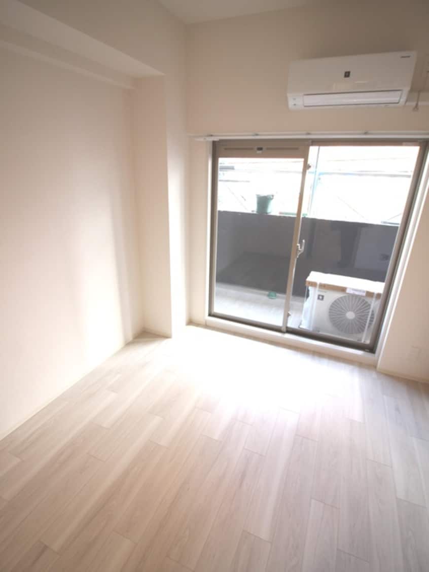 居室 ﾌﾟﾚｻﾝｽ東三国駅前ｸﾞﾗﾝｸﾗｽ(611)