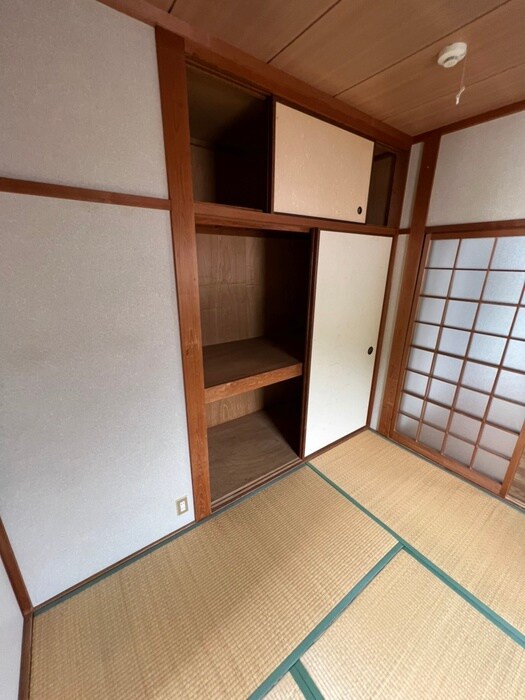 収納 サンハイツ妙法寺