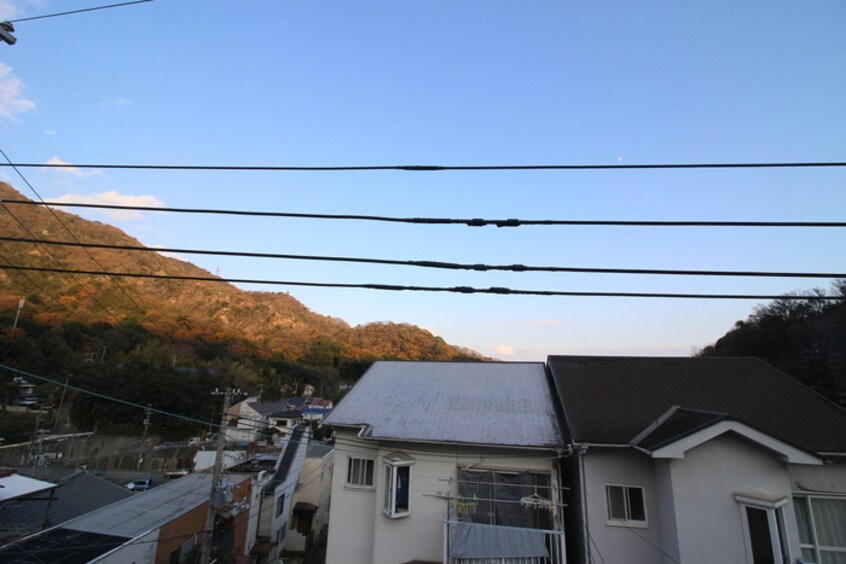 室内からの展望 サンハイツ妙法寺