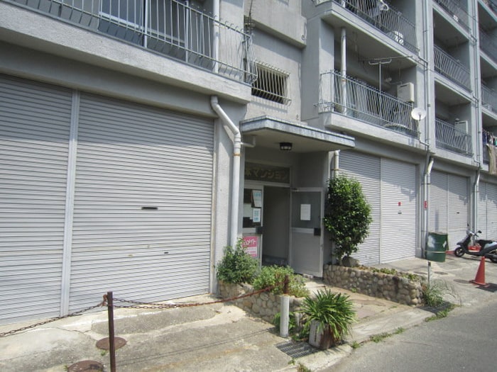 駐輪場 松本マンション