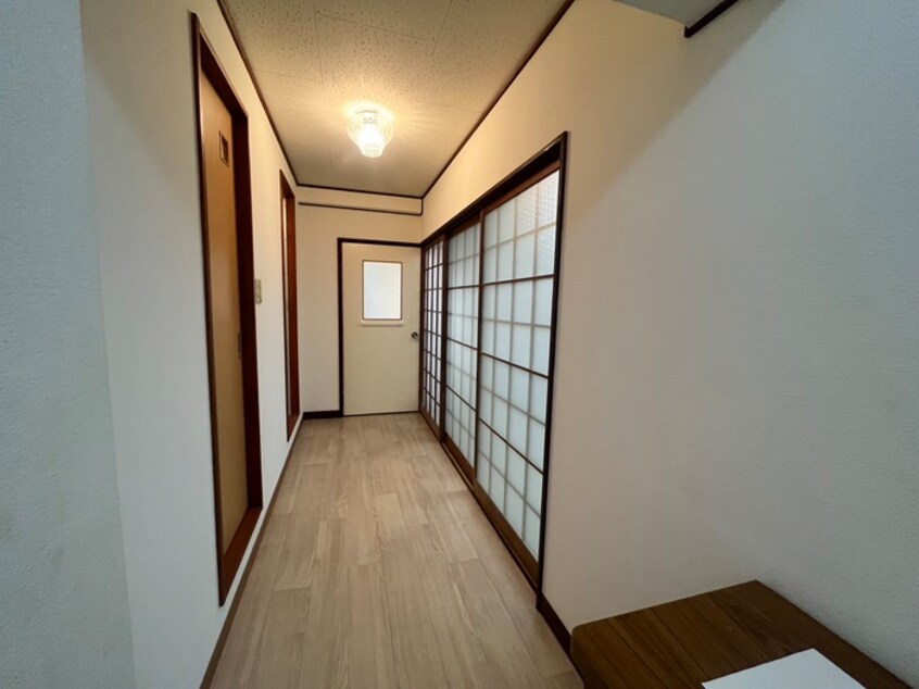 廊下 松本マンション