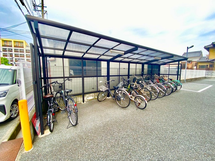 駐輪場 コーポ三島