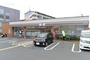 セブンイレブン摂津三島２丁目店(コンビニ)まで510m コーポ三島