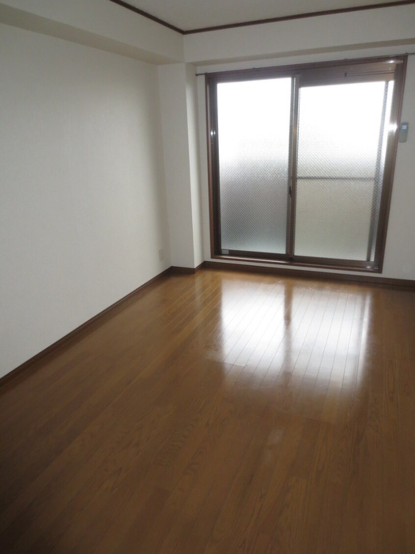 居室 サンシード一番館