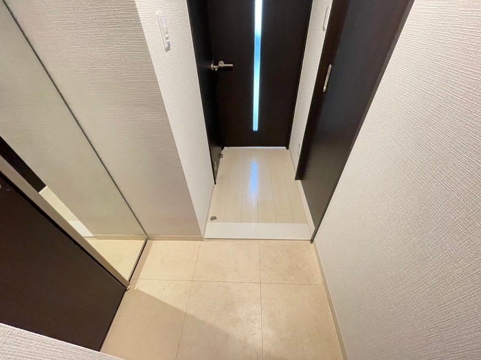 玄関 ﾍﾞﾗｼﾞｵ京都壬生WESTGATE(204)