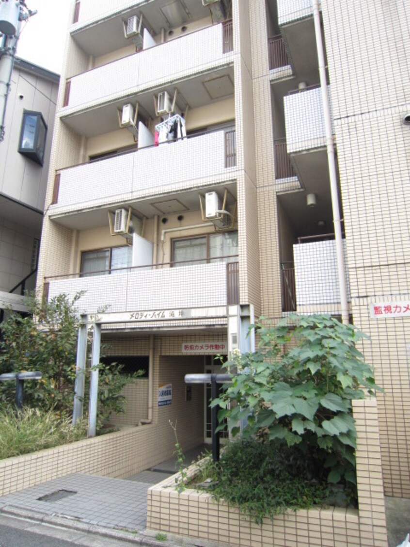 エントランス部分 メロディハイム滝井