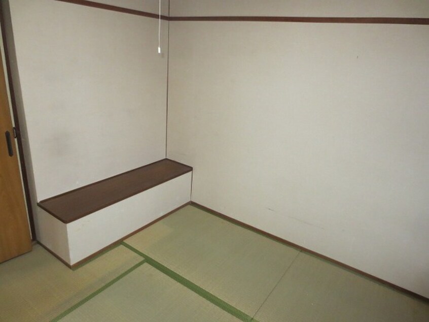 居室 舞子八木ハイツ