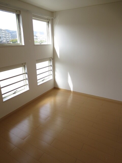 居室 ウエストイリ－デⅡ