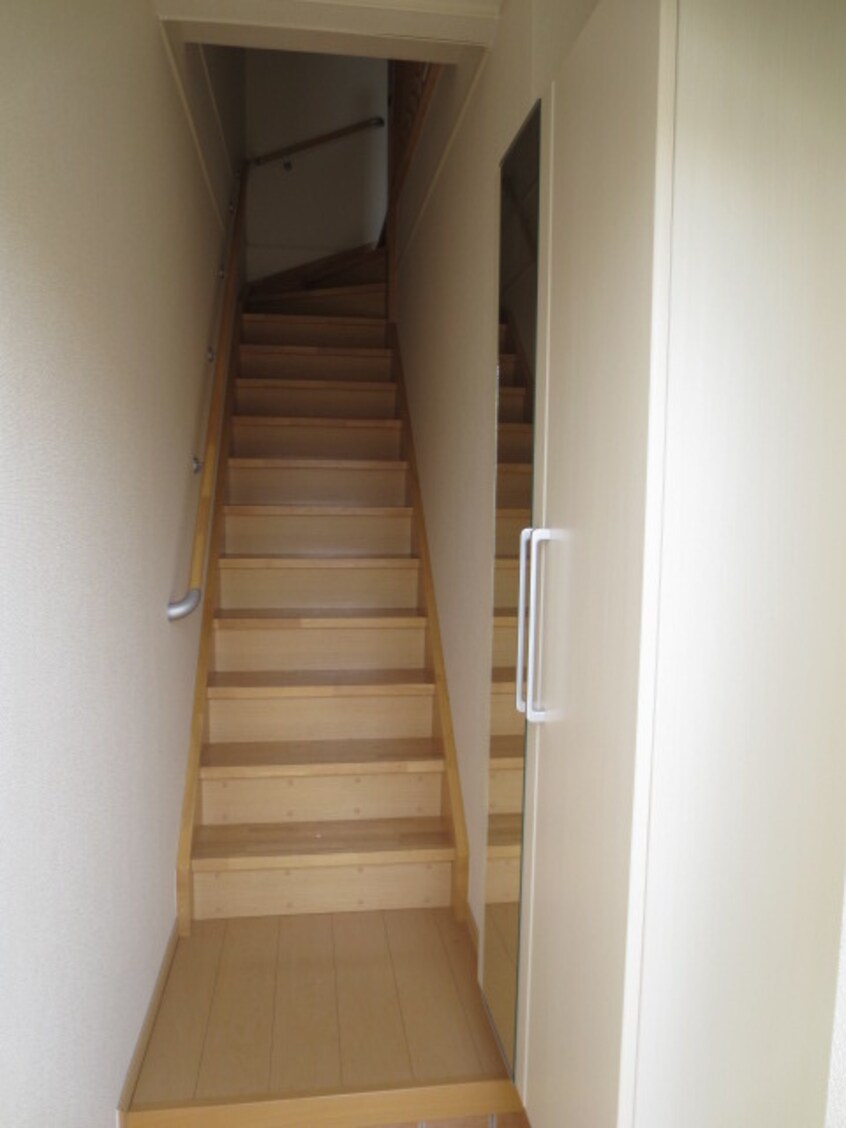 玄関 ウエストイリ－デⅡ