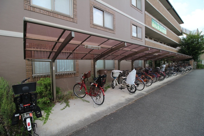 駐輪場 イングランドアヴェニュー１番館