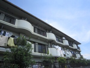 バ－ンフリ－ト赤大路Ｅ棟