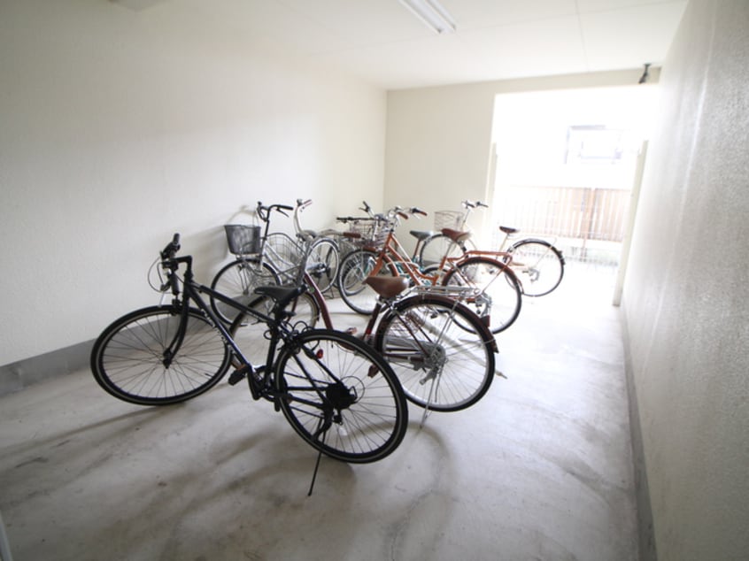 駐輪場 ウィズナスコート武庫之荘