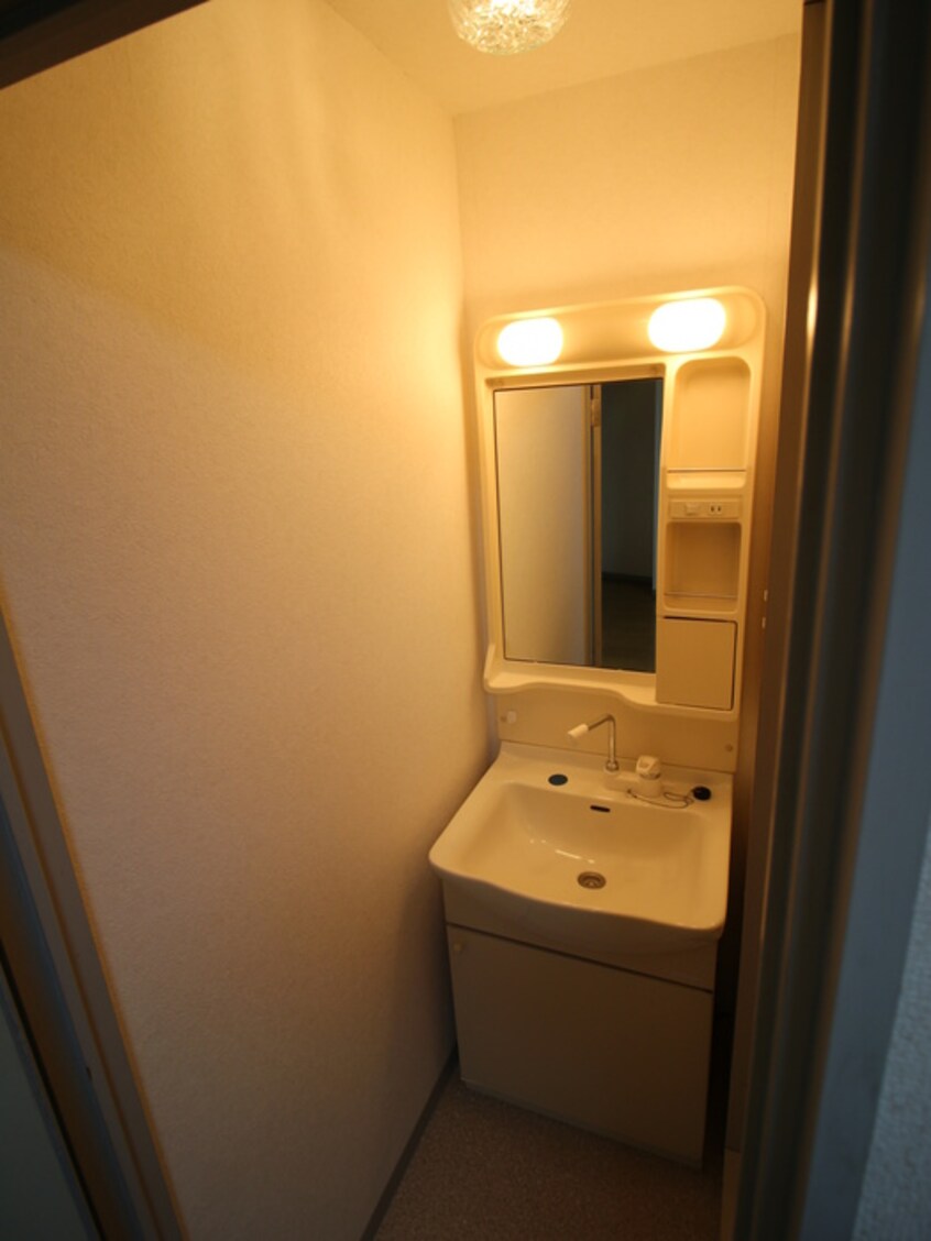 洗面 ハイネス磯路