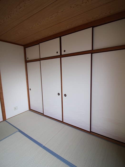 居室 ハイネス磯路