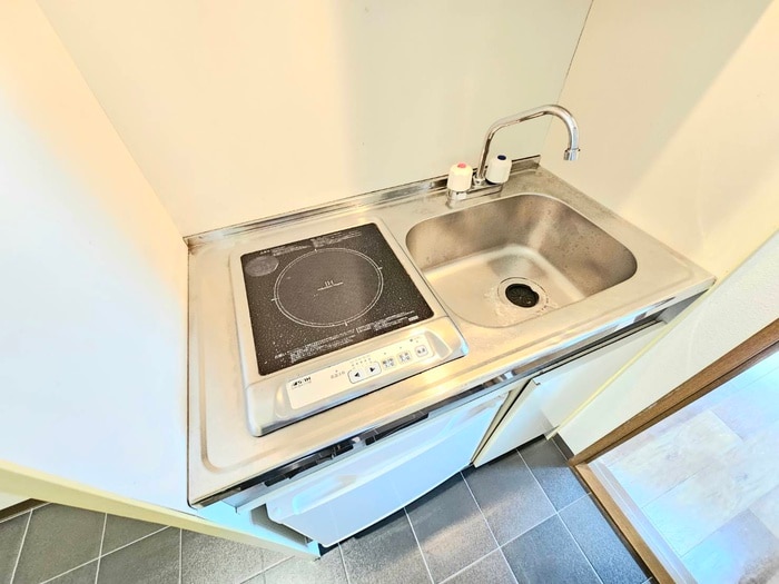 キッチン ＶＩＶＡＣＥ六地蔵