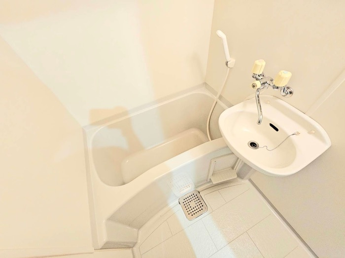 バス／シャワールーム等 ＶＩＶＡＣＥ六地蔵