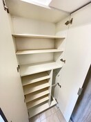 靴箱 ベラジオ雅び烏丸十条Ⅱ(315)