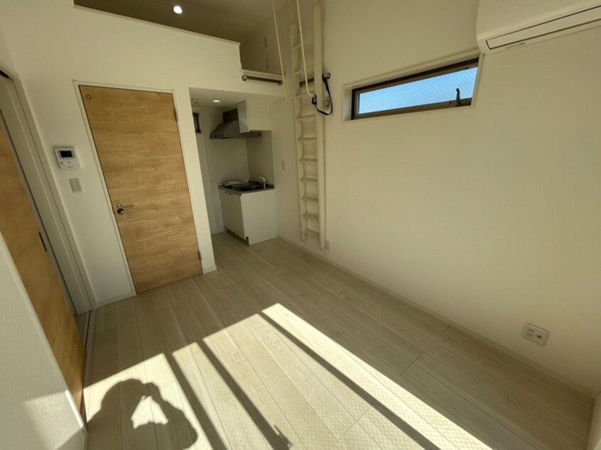 居室 KARIN長楽町